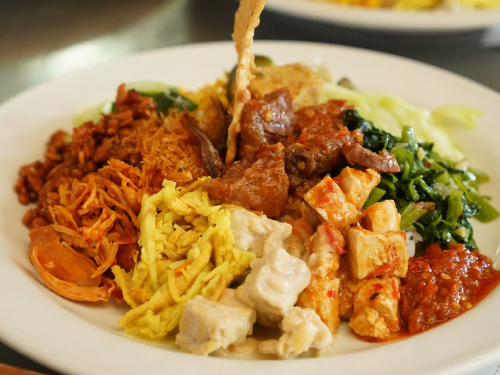 Made’s Warung